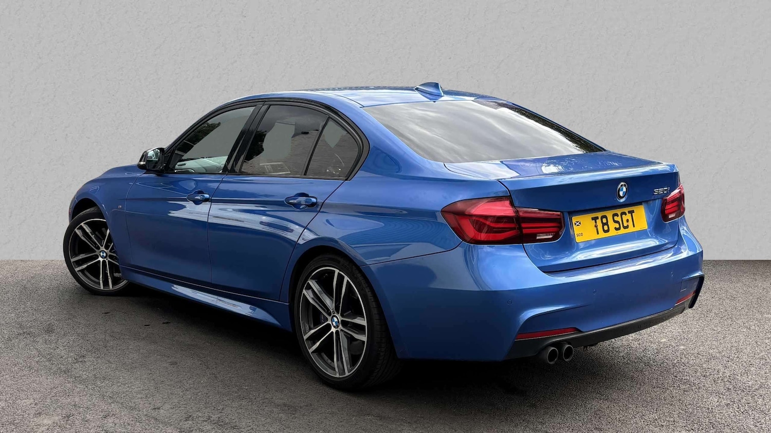 Used BMW 3 Series 2018 for sale - 76063373: Photo 2