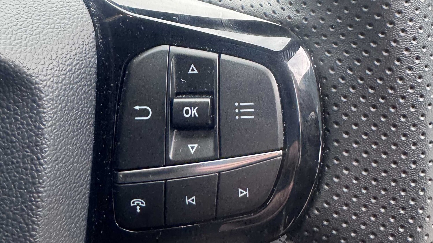 Used Ford Puma 2024 for sale - 76096551: Photo 32