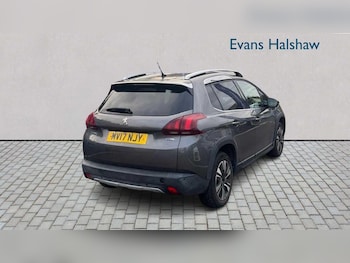Used Peugeot 2008 2017 for sale - 76339590: Photo