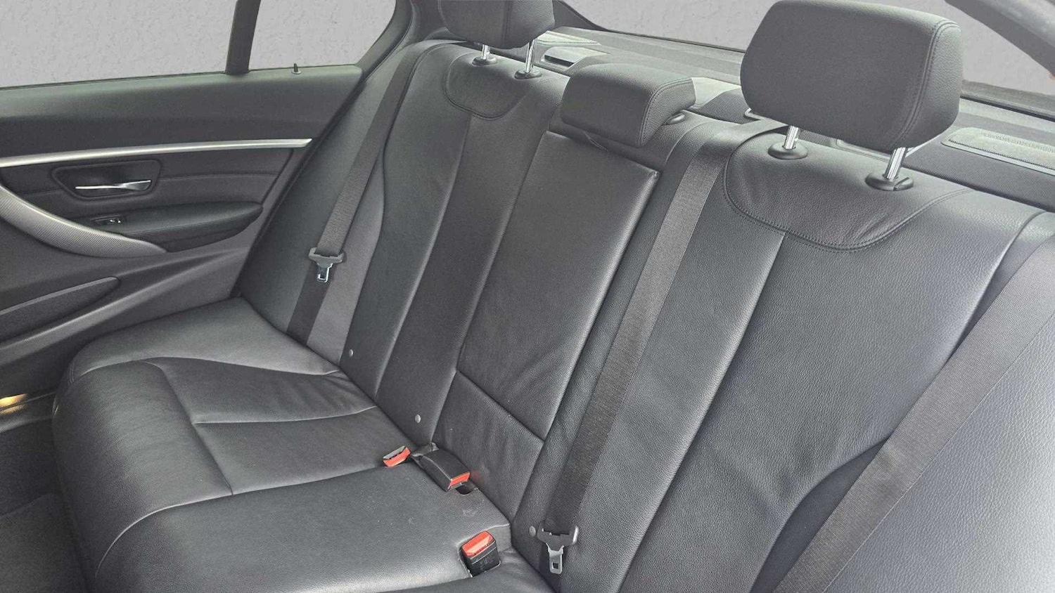 Used BMW 3 Series 2017 for sale - 76610527: Photo 20