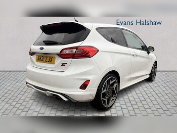 Used Ford Fiesta 2021 for sale - 76515509: Photo