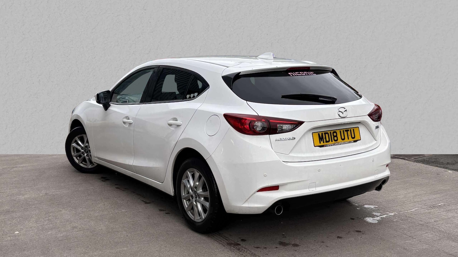Used Mazda Mazda3 2018 for sale - 76125994: Photo 2