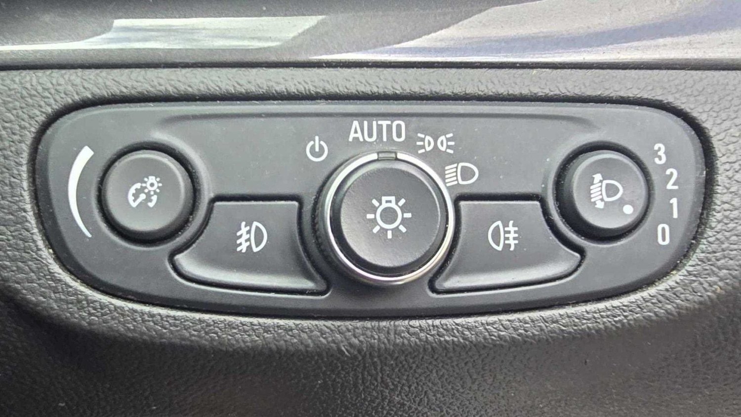 Vehicle 33