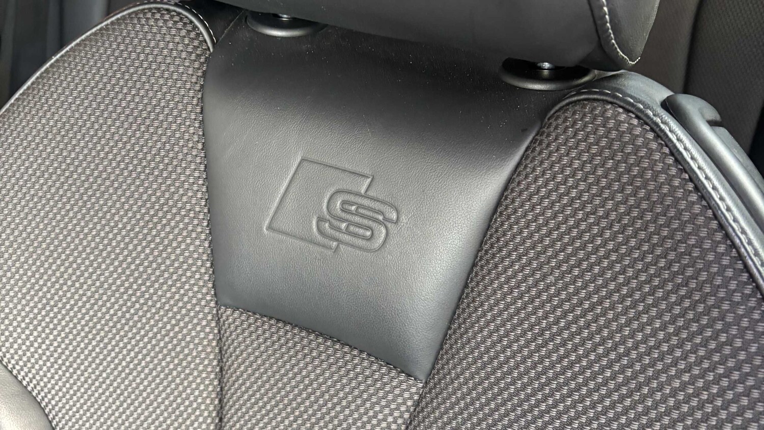 Used Audi A3 2017 for sale - 76373764: Photo 11