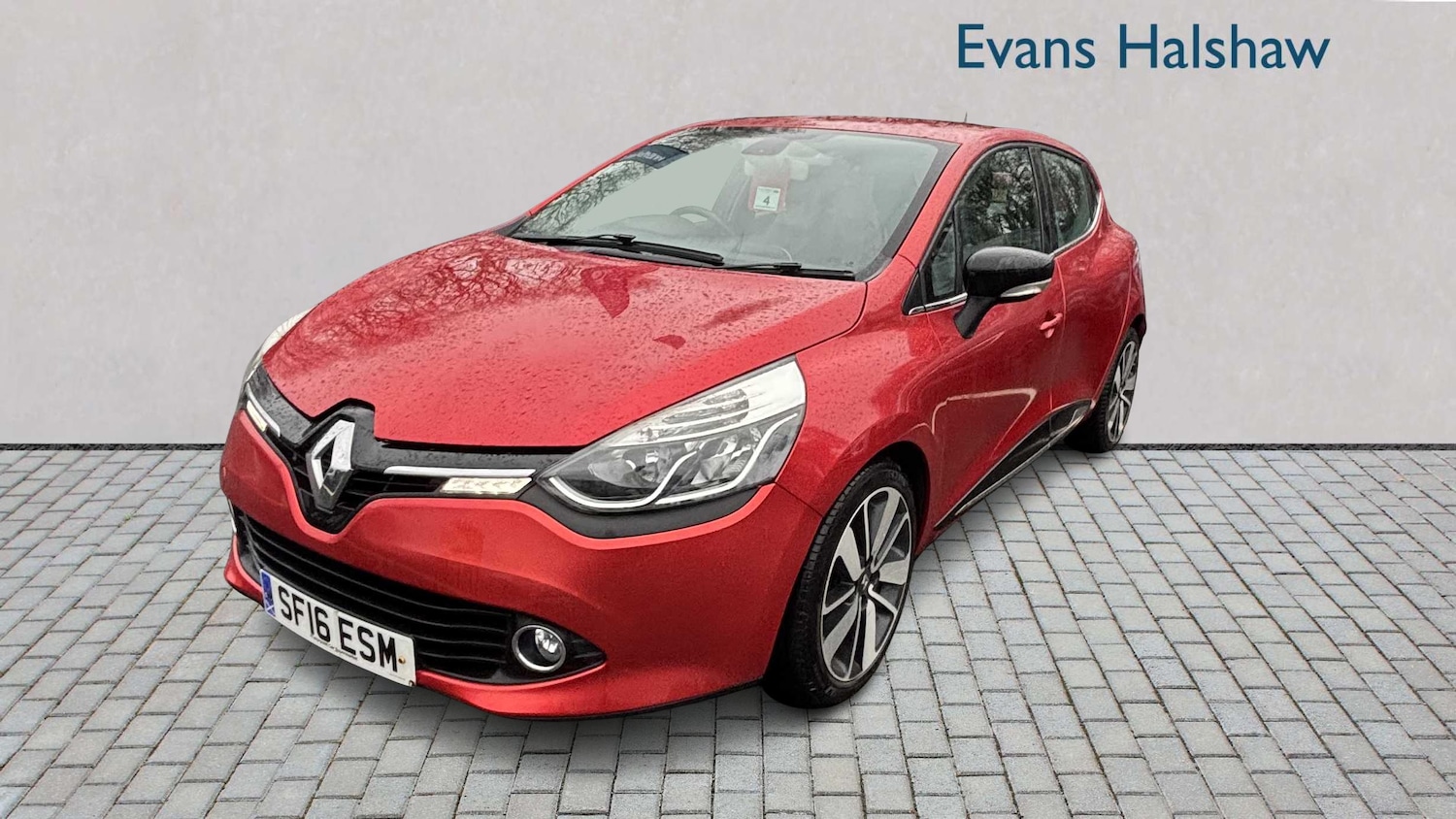 Used Renault Clio 2016 for sale - 76889737: Photo 2