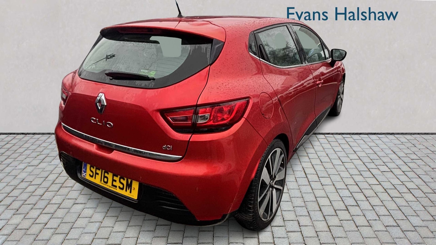 Used Renault Clio 2016 for sale - 76889737: Photo 4