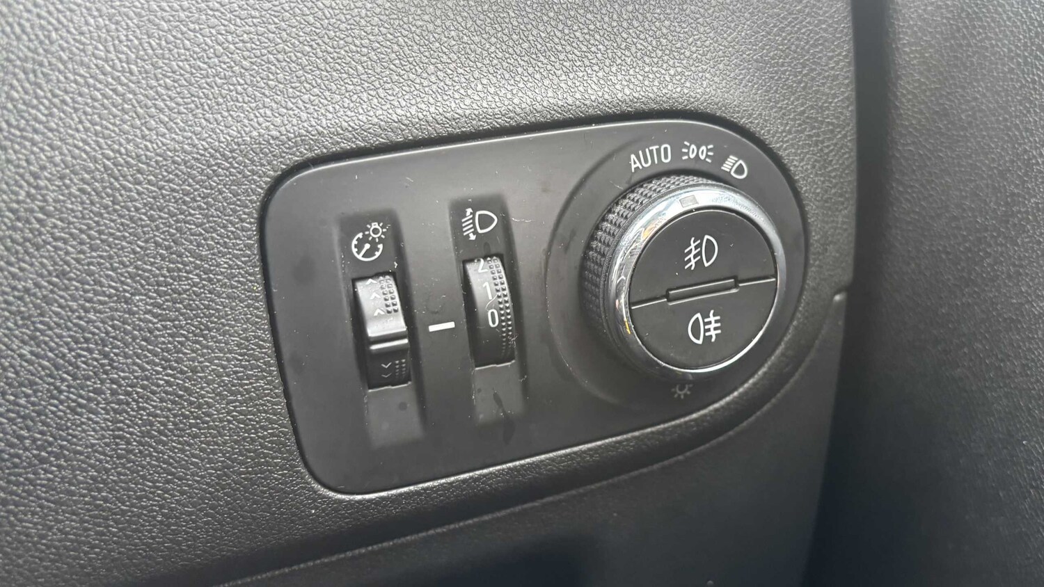 Used Vauxhall Crossland X 2020 for sale - 77112499: Photo 31