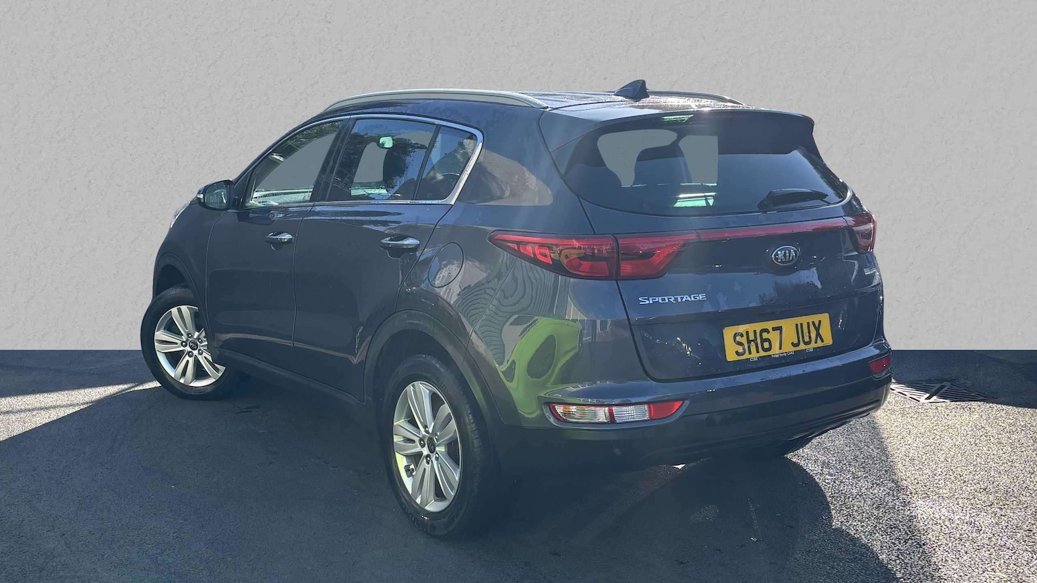 Used Kia Sportage 2017 for sale - 76045106: Photo 2