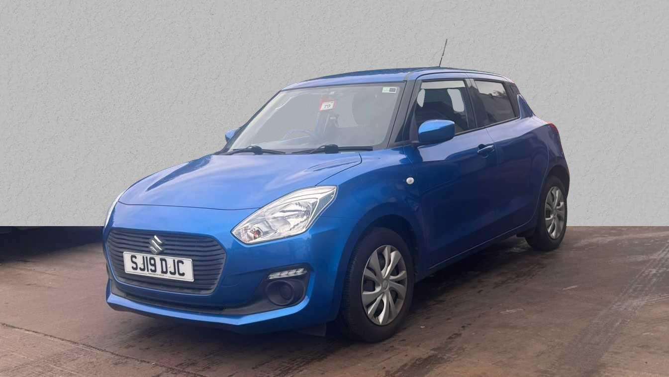 Used Suzuki Swift 2019 for sale - 76390670: Photo 3