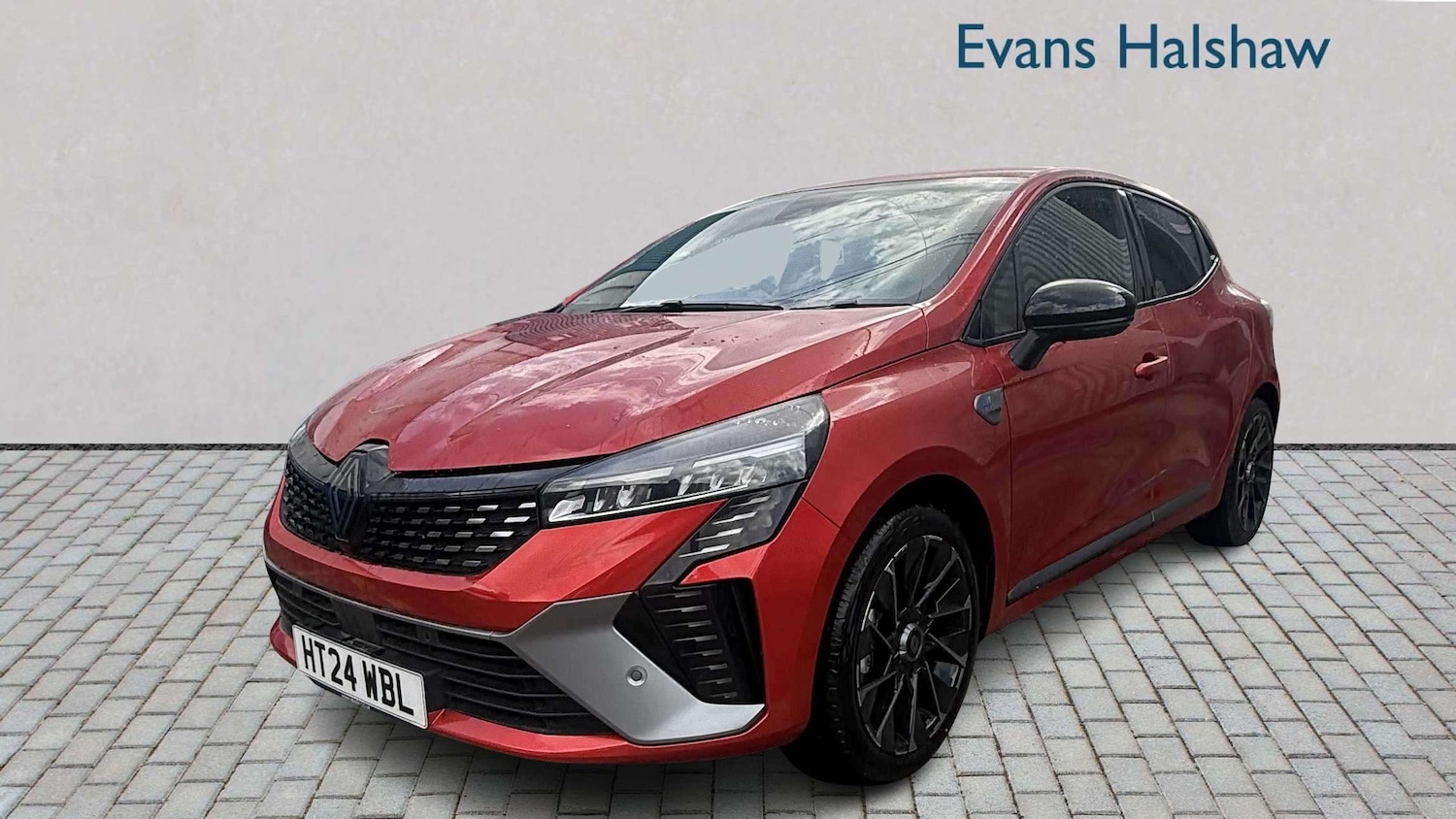 Used Renault Clio 2024 for sale - 77996250: Photo 2