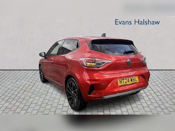 Used Renault Clio 2024 for sale - 77996250: Photo