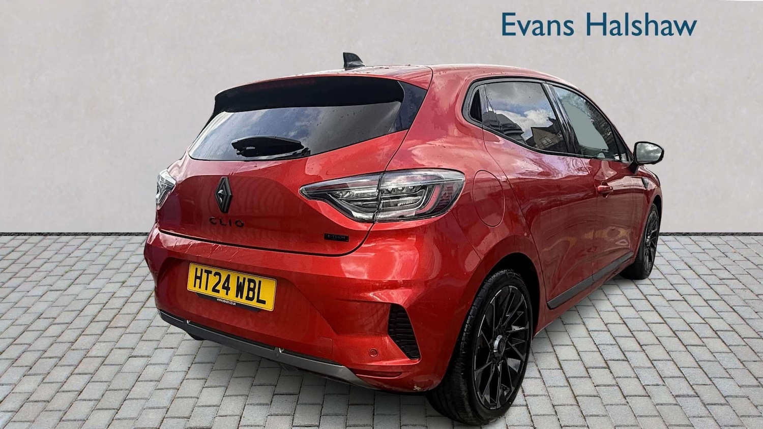 Used Renault Clio 2024 for sale - 77996250: Photo 4