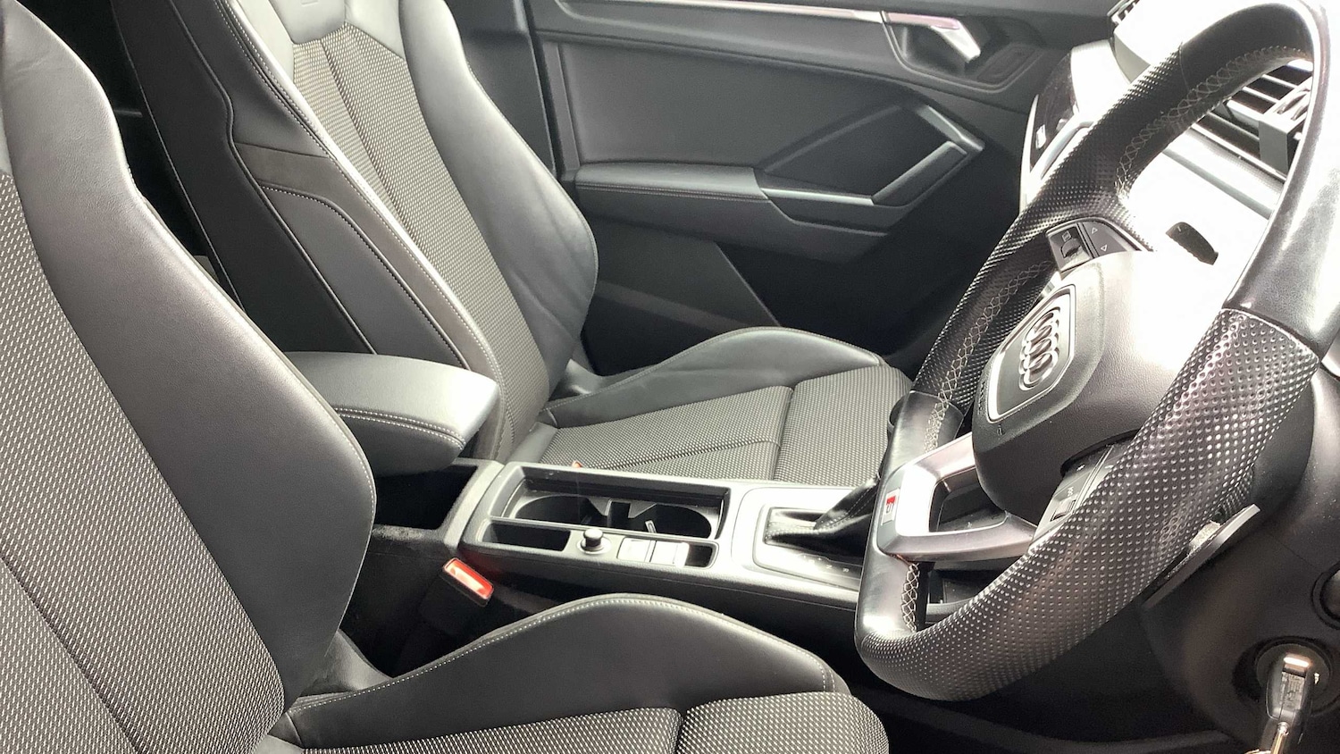 Used Audi Q3 2022 for sale - 77044029: Photo 11