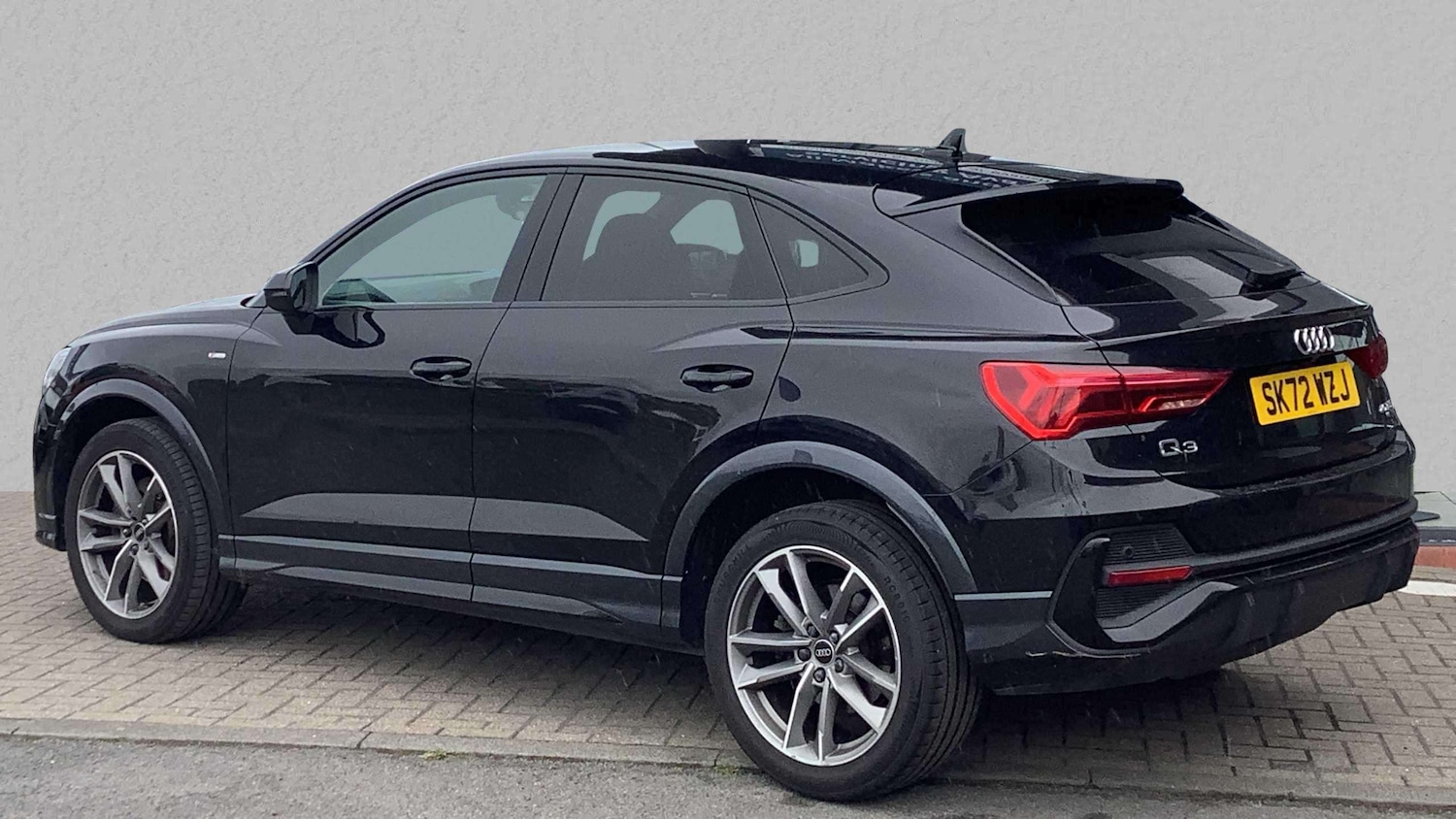 Used Audi Q3 2022 for sale - 77044029: Photo 2