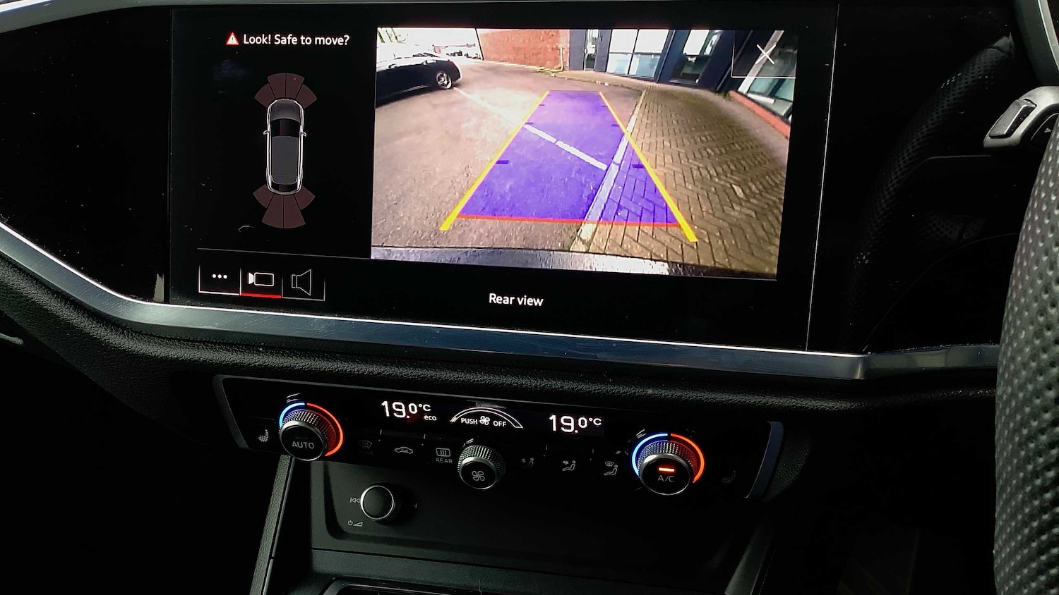 Used Audi Q3 2022 for sale - 77044029: Photo 21