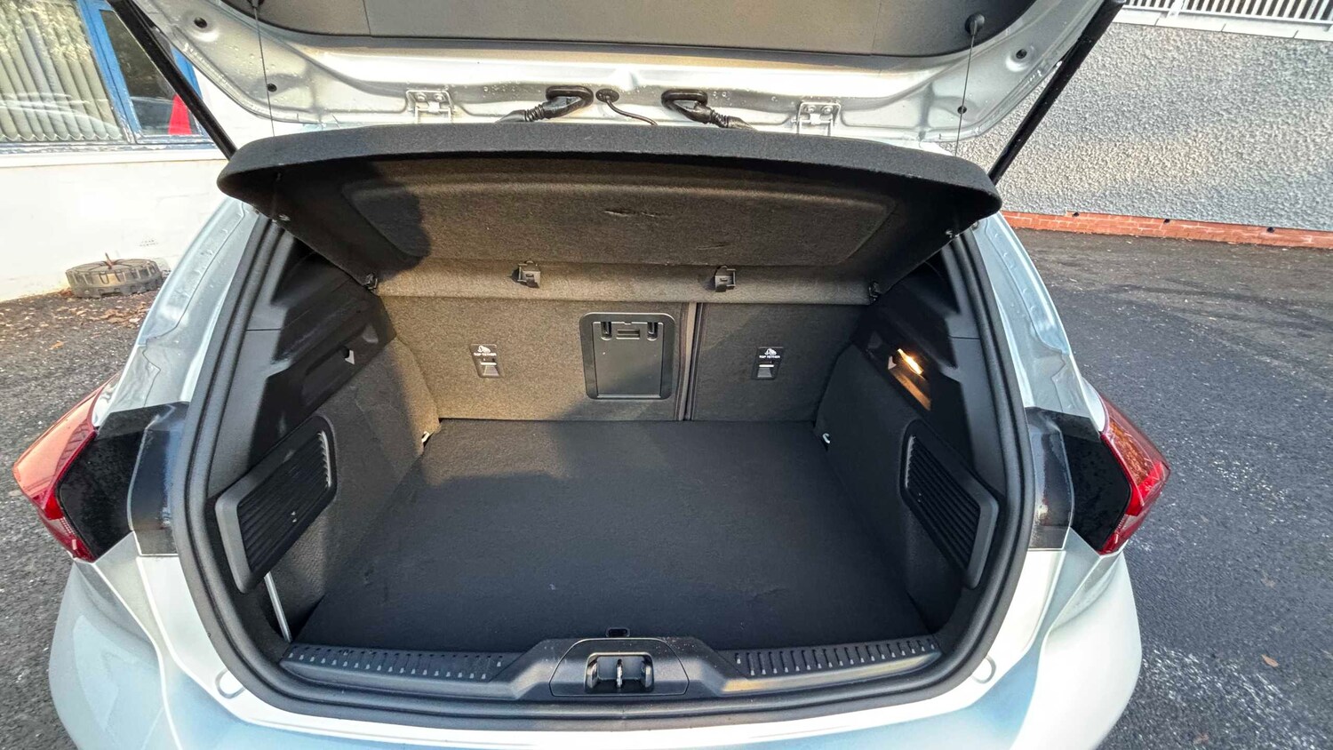 Used Ford Focus 2025 for sale - 78104332: Photo 11