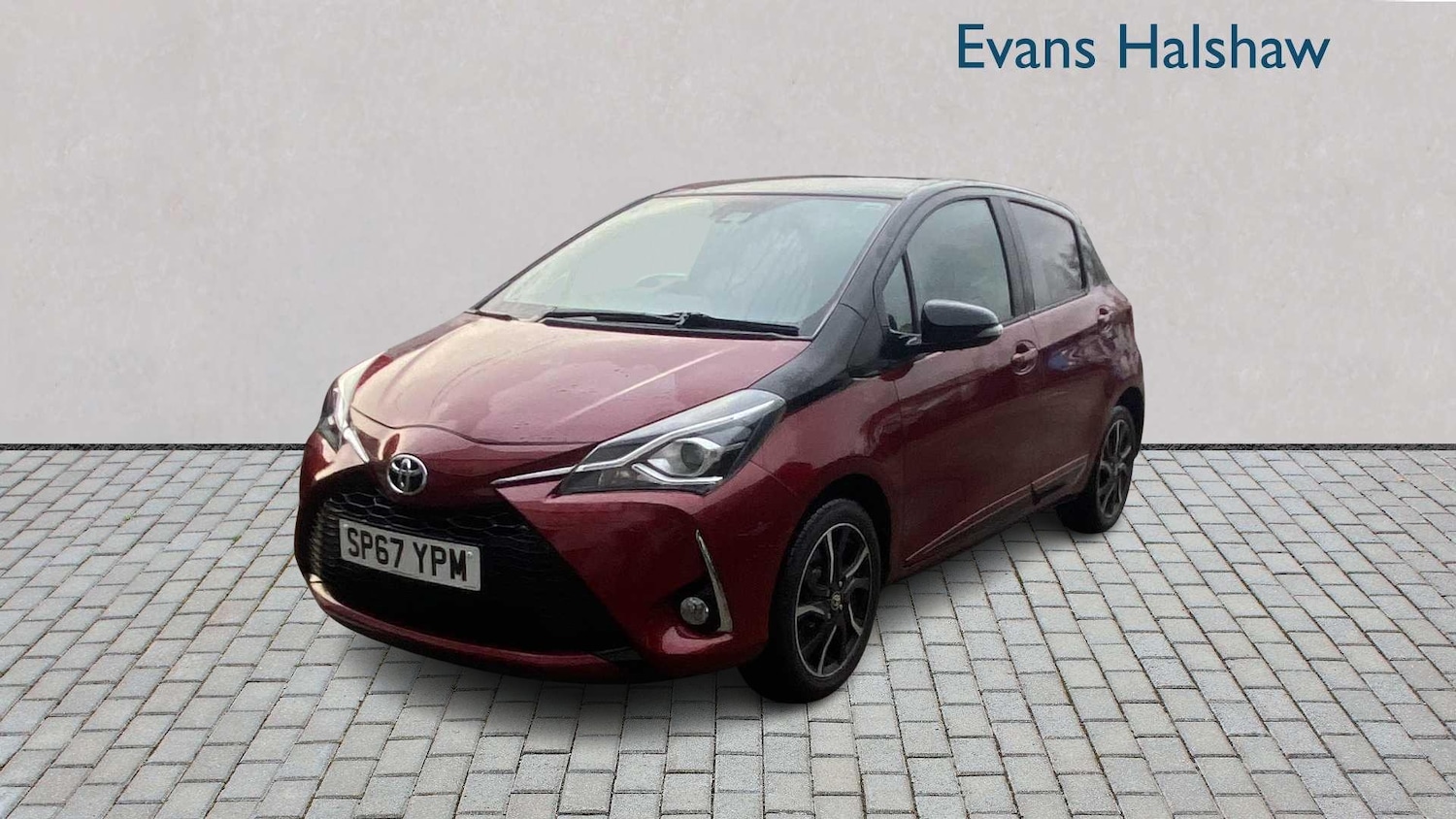 Used Toyota Yaris 2017 for sale - 77011244: Photo 2