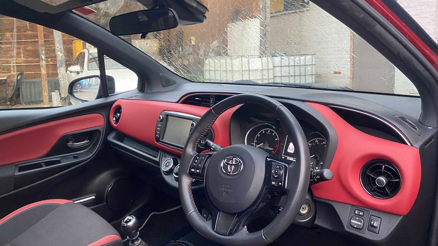 Used Toyota Yaris 2017 for sale - 77011244: Photo 5