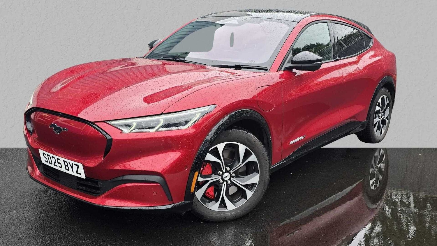 Used Ford Mustang Mach-E 2025 for sale - 77943154: Photo 2