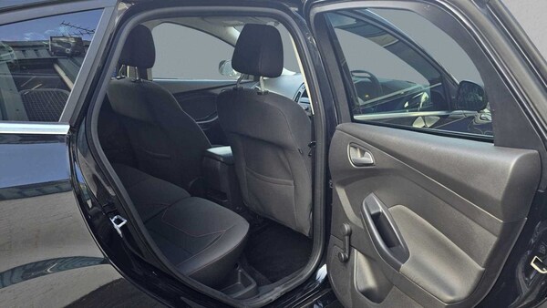 Used Ford Focus 2015 for sale - 76075519: Photo 14