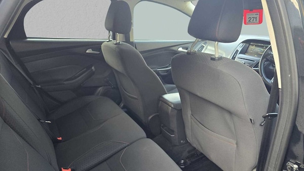Used Ford Focus 2015 for sale - 76075519: Photo 15