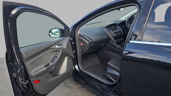 Used Ford Focus 2015 for sale - 76075519: Photo 20