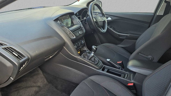 Used Ford Focus 2015 for sale - 76075519: Photo 21