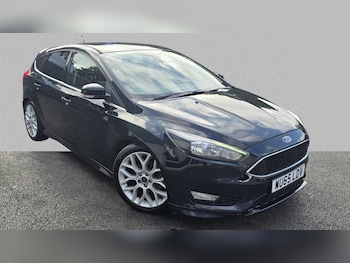 Used Ford Focus 2015 for sale - 76075519: Photo 2