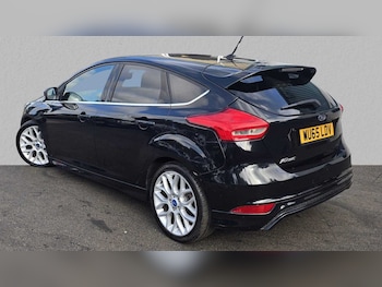 Used Ford Focus 2015 for sale - 76075519: Photo 3