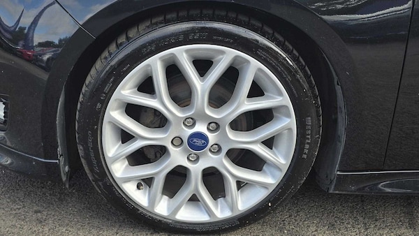 Used Ford Focus 2015 for sale - 76075519: Photo 8