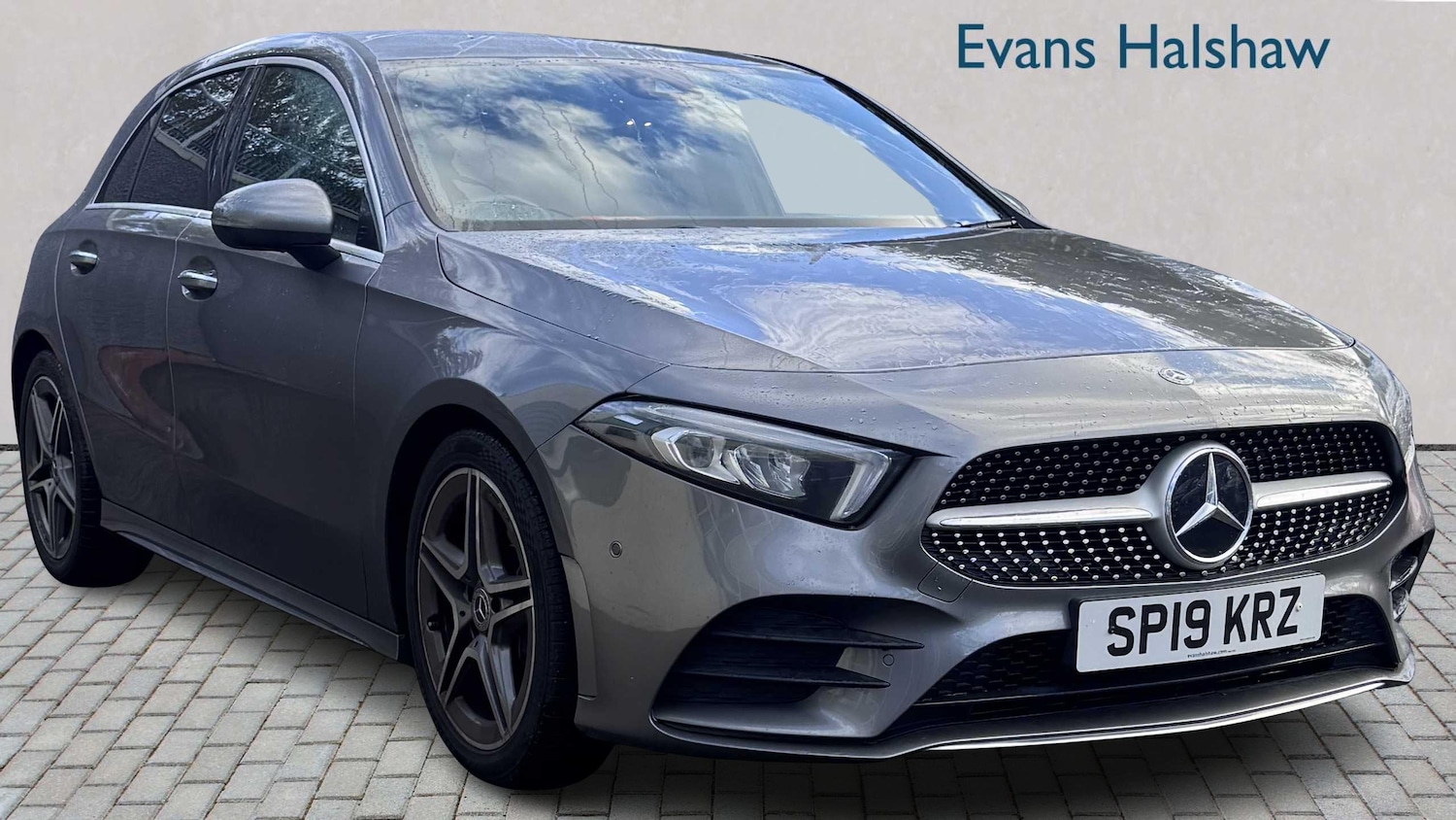Used Mercedes-Benz A-Class 2019 for sale - 76329306: Photo 1