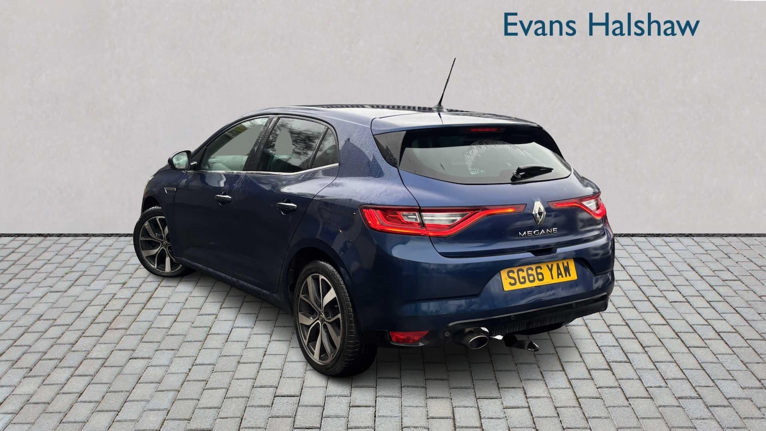 Used Renault Megane 2016 for sale - 77000142: Photo 2