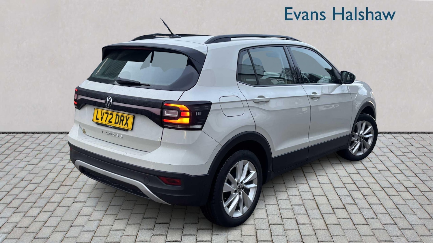 Used Volkswagen T-Cross 2022 for sale - 76955225: Photo 3