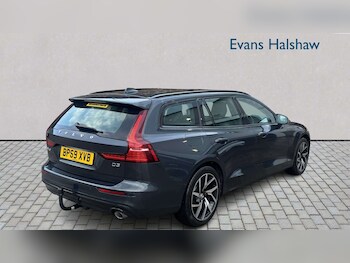 Used Volvo V60 2020 for sale - 77886137: Photo