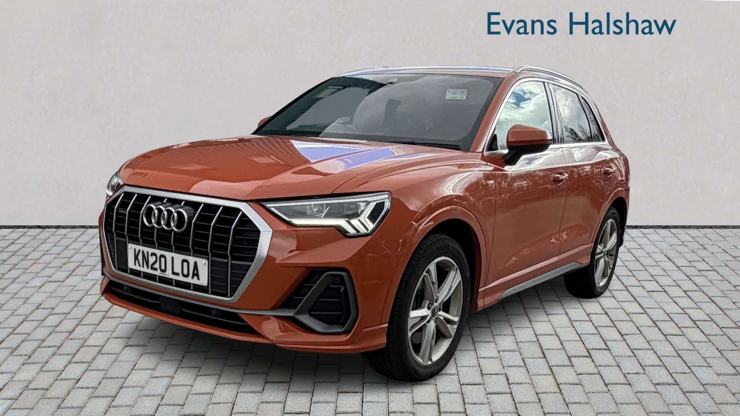 Used Audi Q3 2020 for sale - 78119114: Photo 2