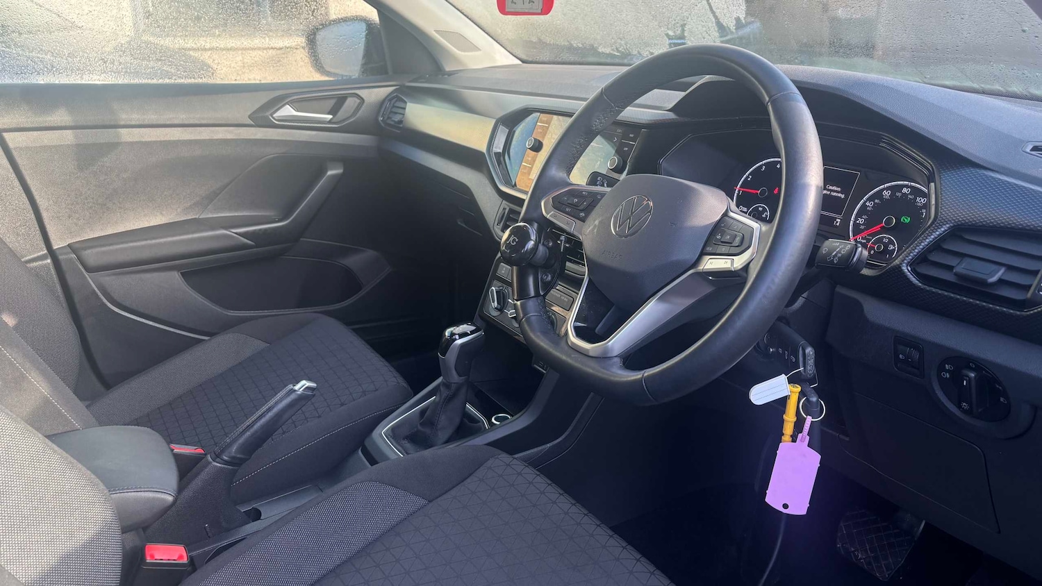 Used Volkswagen T-Cross 2022 for sale - 77347904: Photo 8