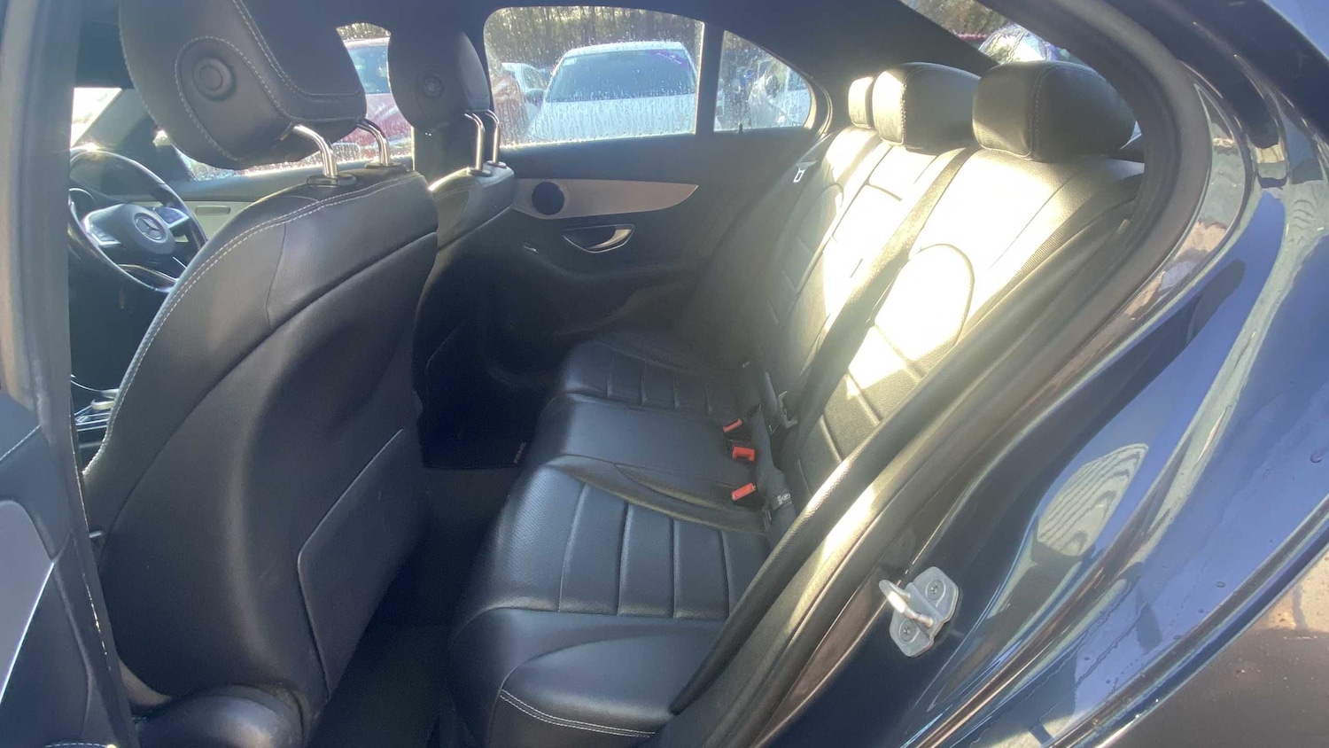 Used Mercedes-Benz C Class 2015 for sale - 76515700: Photo 9