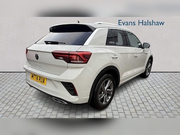 Used Volkswagen T-Roc 2024 for sale - 77232989: Photo