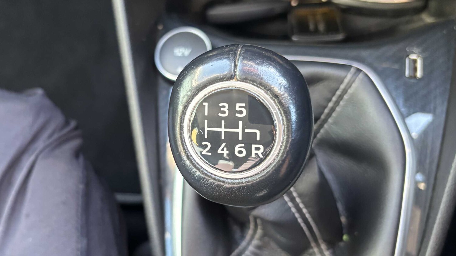 Used Ford Fiesta 2020 for sale - 75813035: Photo 25