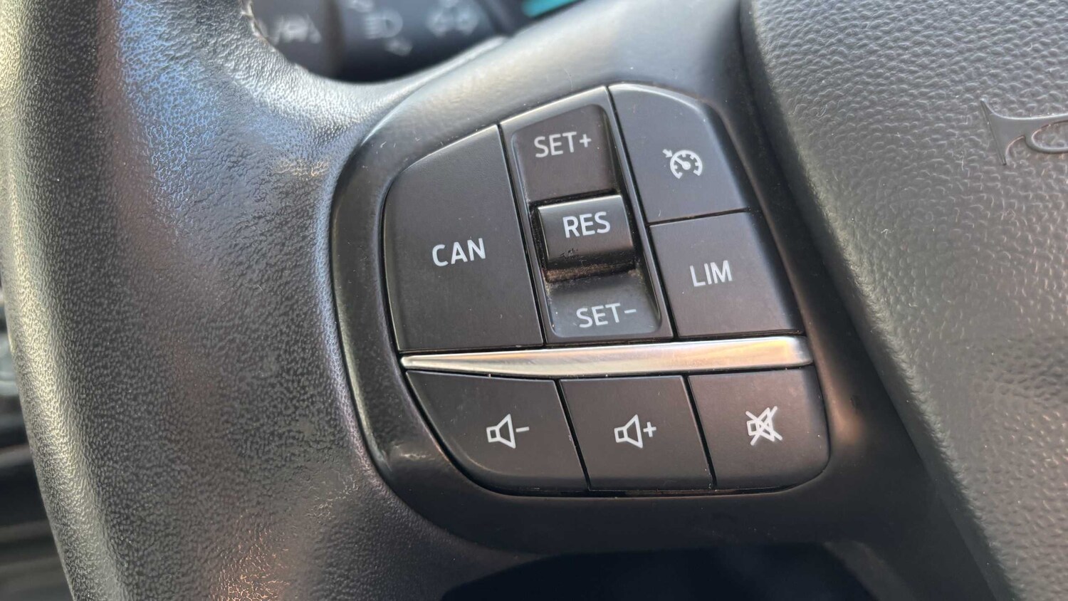 Used Ford Fiesta 2020 for sale - 75813035: Photo 28