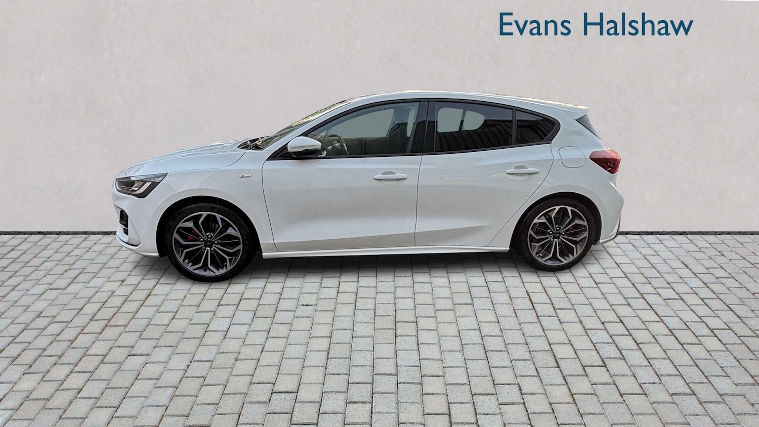 Used Ford Focus 2025 for sale - 76889676: Photo 4