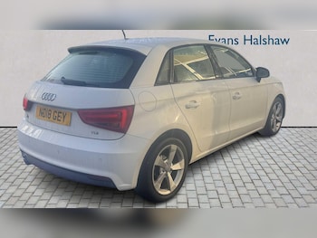 Used Audi A1 2018 for sale - 76928911: Photo