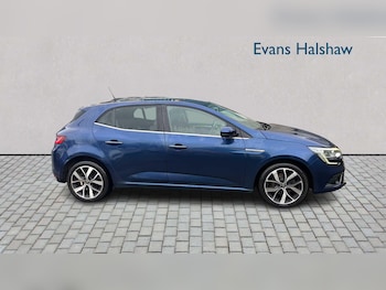 Used Renault Megane 2016 for sale - 77577234: Photo