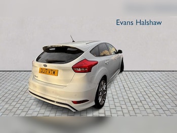 Used Ford Focus 2017 for sale - 77164492: Photo