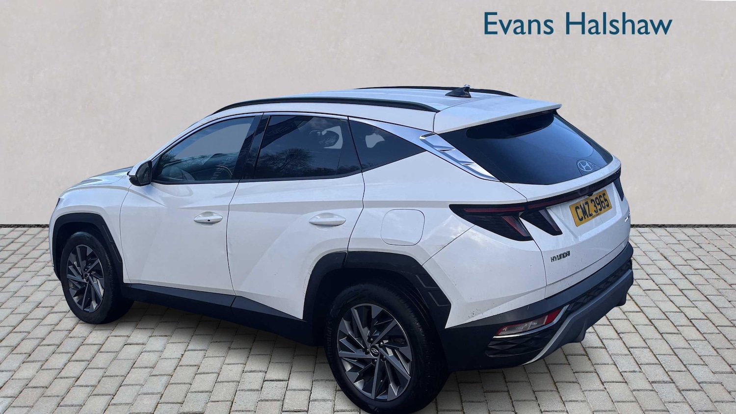 Used Hyundai TUCSON 2023 for sale - 76774099: Photo 3