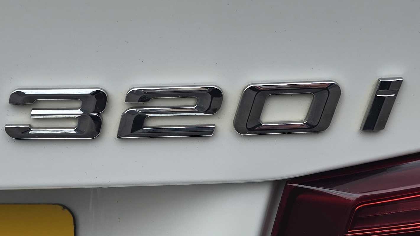 Used BMW 3 Series 2017 for sale - 76390587: Photo 10