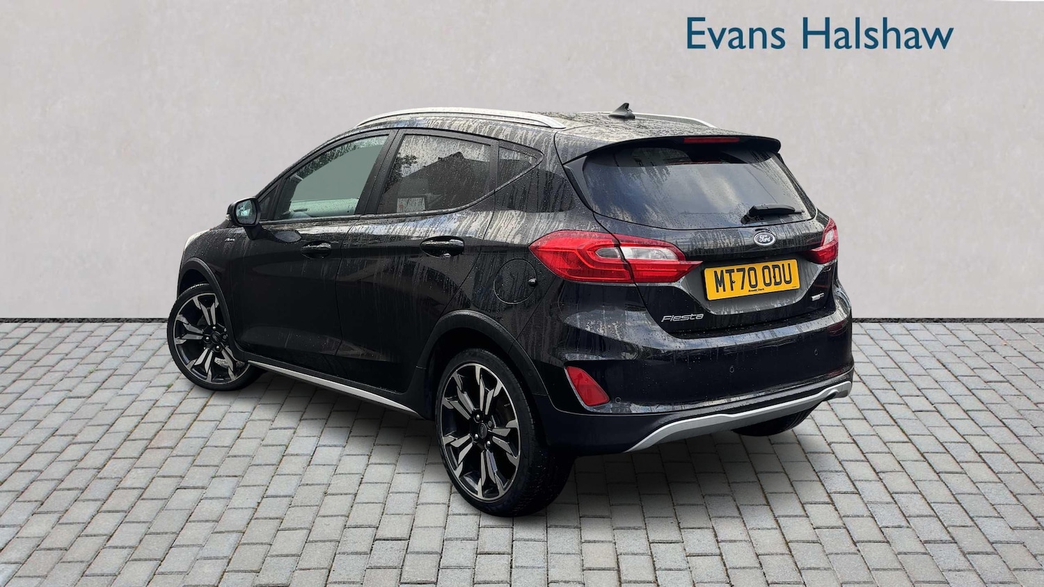 Used Ford Fiesta 2020 for sale - 76329249: Photo 2