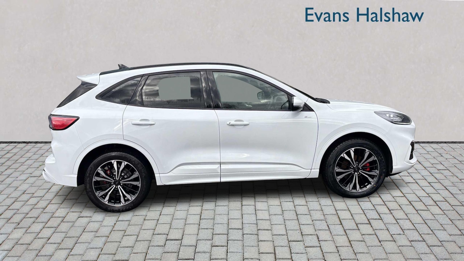 Used Ford Kuga 2023 for sale - 77158624: Photo 2