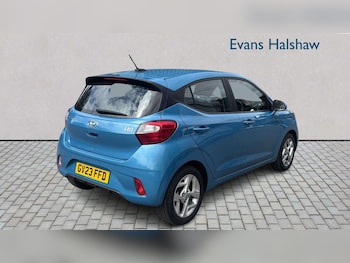 Used Hyundai i10 2023 for sale - 79390741: Photo