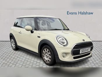 Used MINI Hatch 2019 for sale - 79689555: Photo